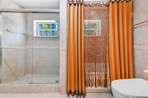 138 NE 29th Street Wilton Manors FL 33334