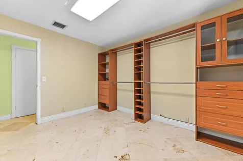 138 NE 29th Street Wilton Manors FL 33334