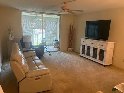 7561 NW 1st Street Margate FL 33063
