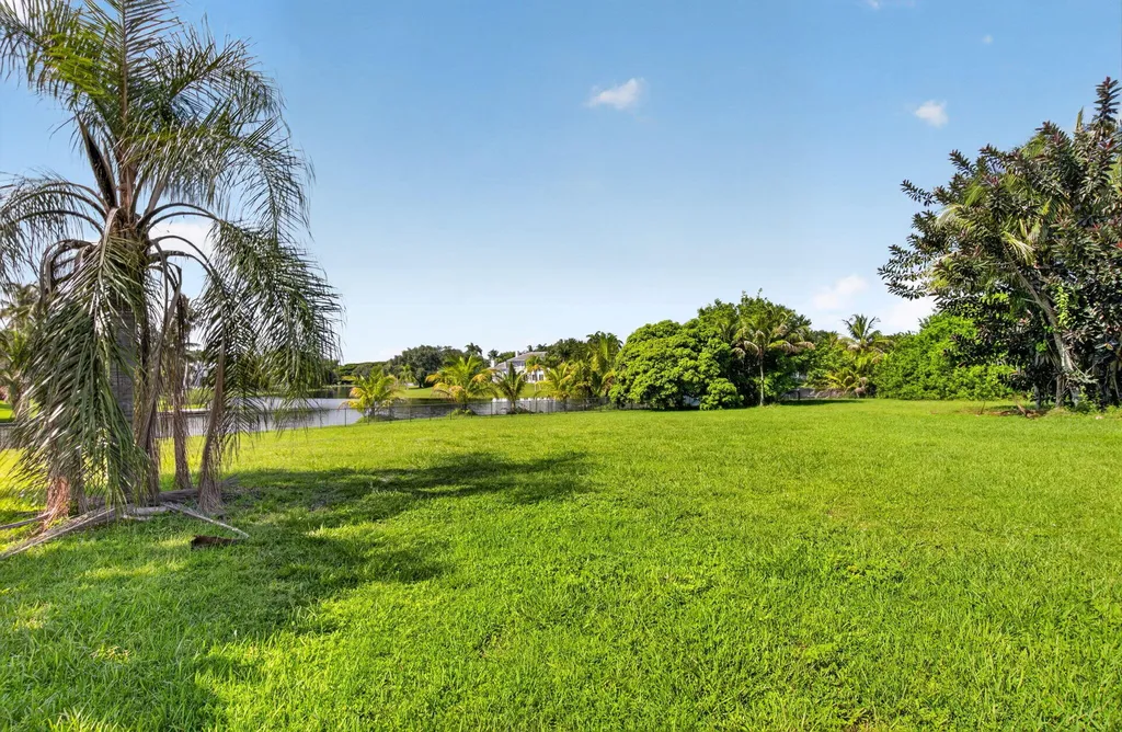 10792 El Caballo Court Delray Beach FL 33446