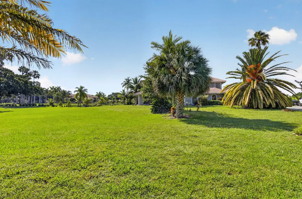 10792 El Caballo Court Delray Beach FL 33446