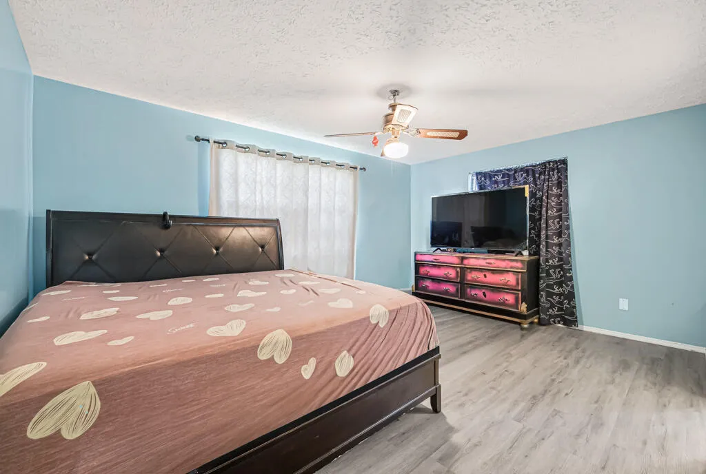 366 SE Lancaster Avenue Port St Lucie FL 34984