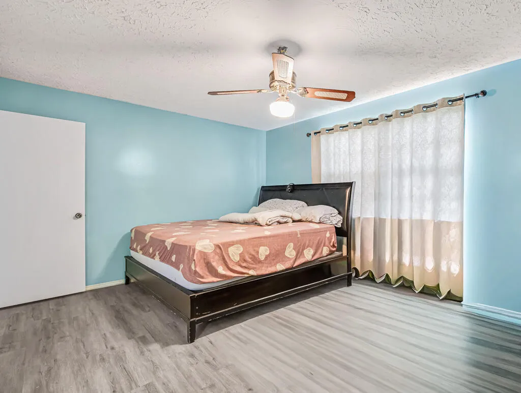 366 SE Lancaster Avenue Port St Lucie FL 34984