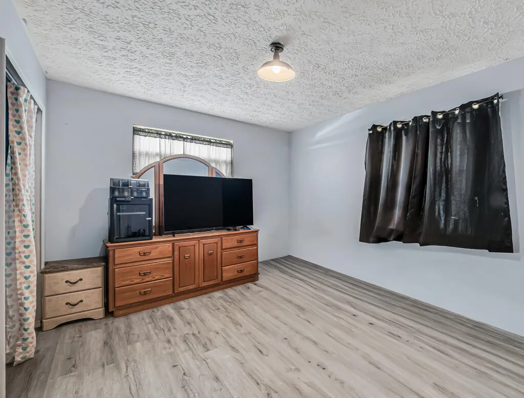 366 SE Lancaster Avenue Port St Lucie FL 34984