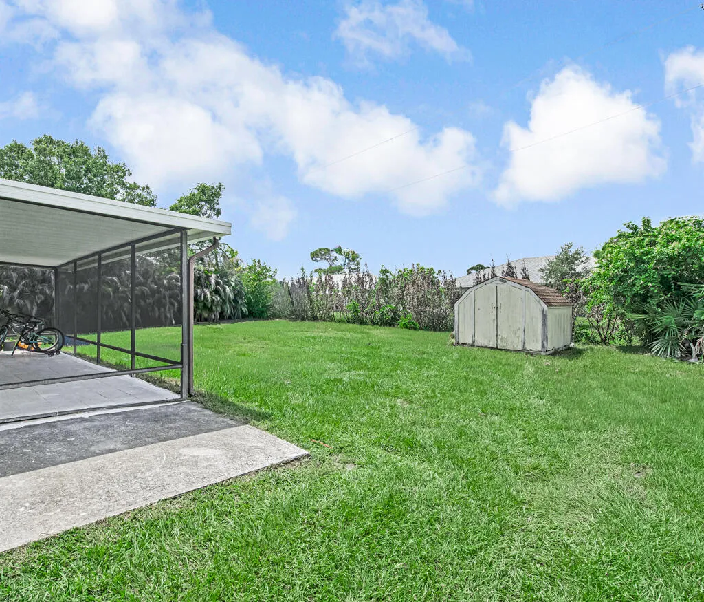 366 SE Lancaster Avenue Port St Lucie FL 34984