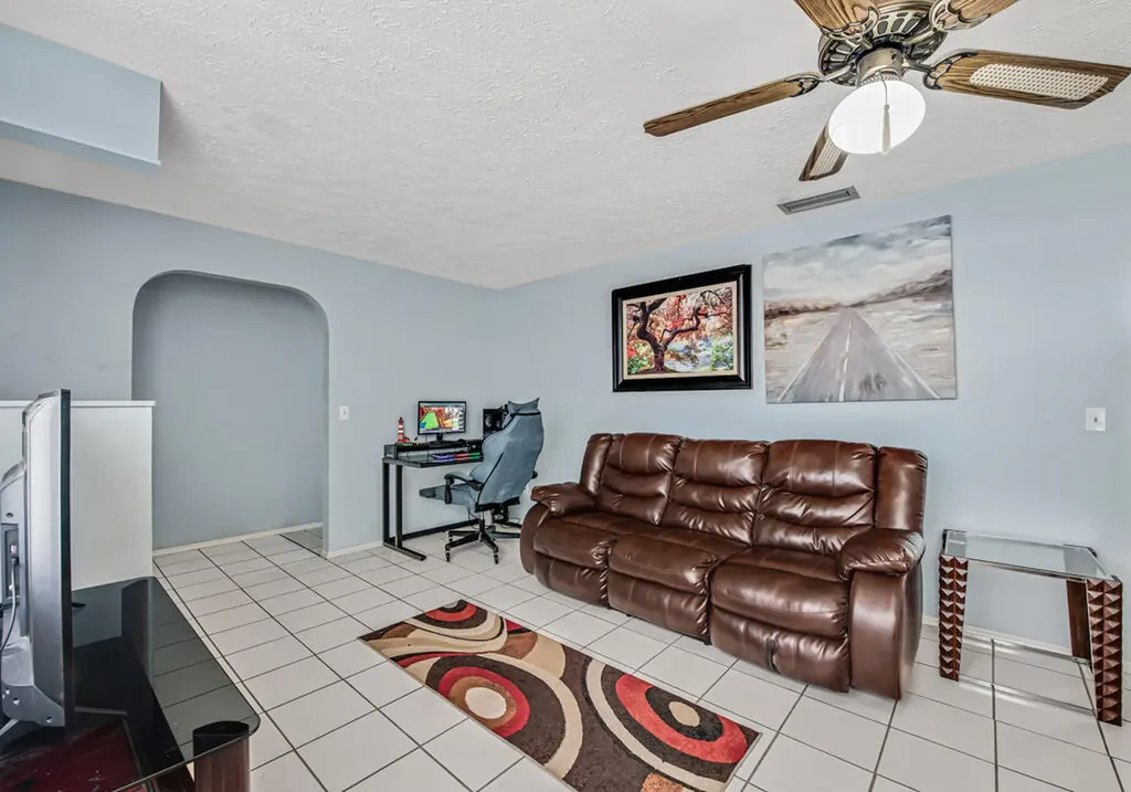 366 SE Lancaster Avenue Port St Lucie FL 34984