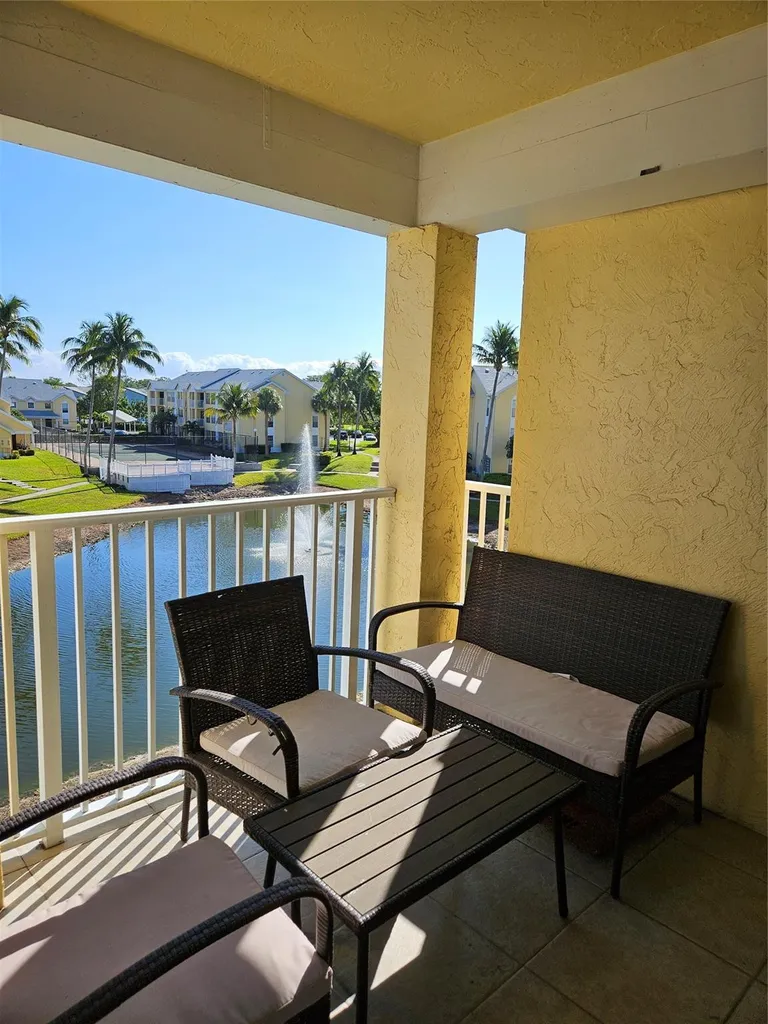 6355 La Costa Drive Boca Raton FL 33433
