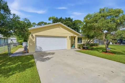 108 Gibraltar Street Royal Palm Beach FL 33411