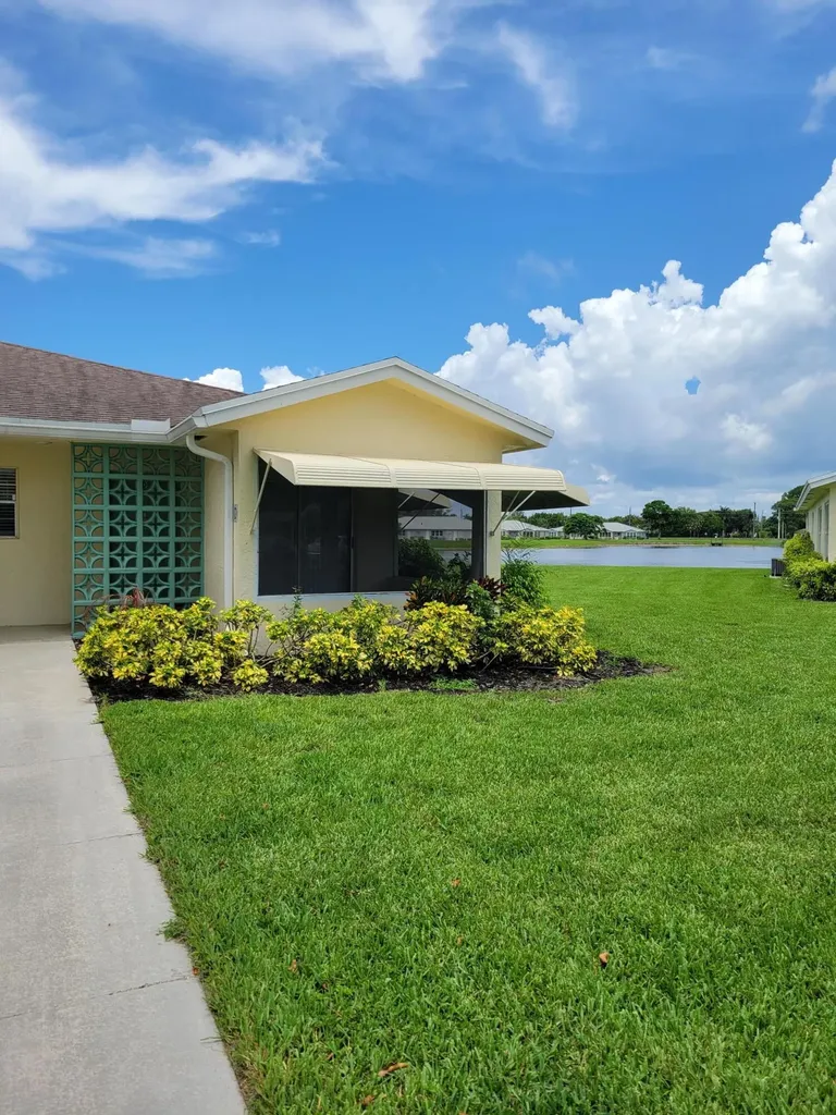 14339 Canalview Drive Delray Beach FL 33484