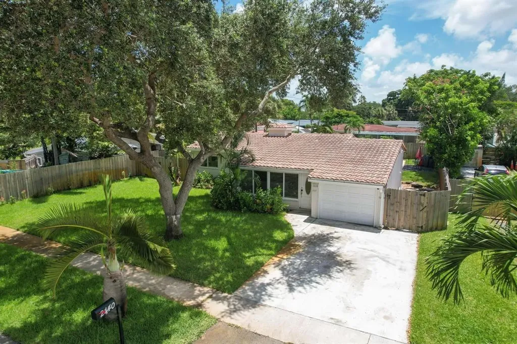2440 SW 16th Street Fort Lauderdale FL 33312