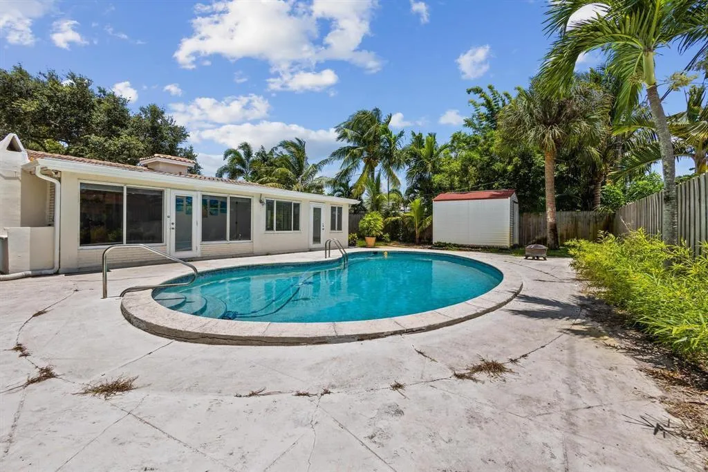2440 SW 16th Street Fort Lauderdale FL 33312