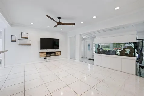 2440 SW 16th Street Fort Lauderdale FL 33312