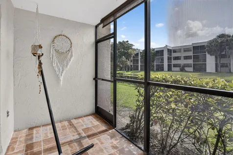 410 Lakeview Drive Weston FL 33326