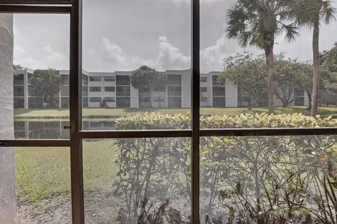 410 Lakeview Drive Weston FL 33326