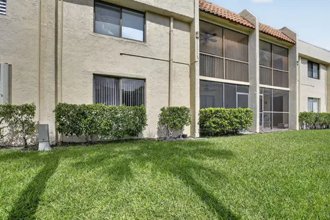 410 Lakeview Drive Weston FL 33326