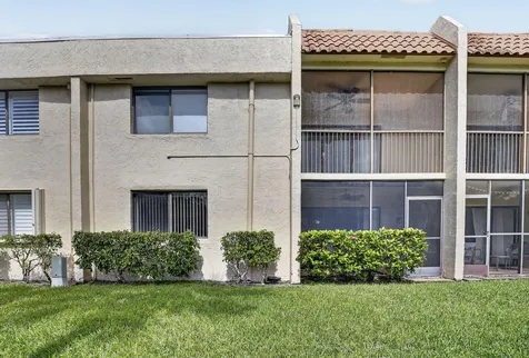 410 Lakeview Drive Weston FL 33326