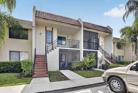 410 Lakeview Drive Weston FL 33326