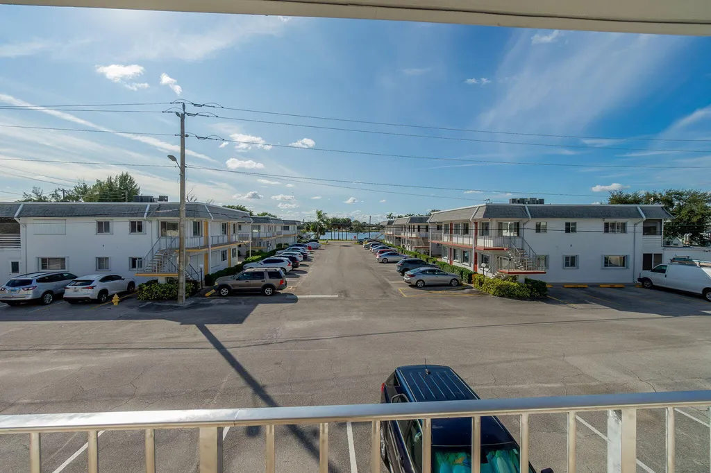 3280 Cynthia Lane Lake Worth Beach FL 33461