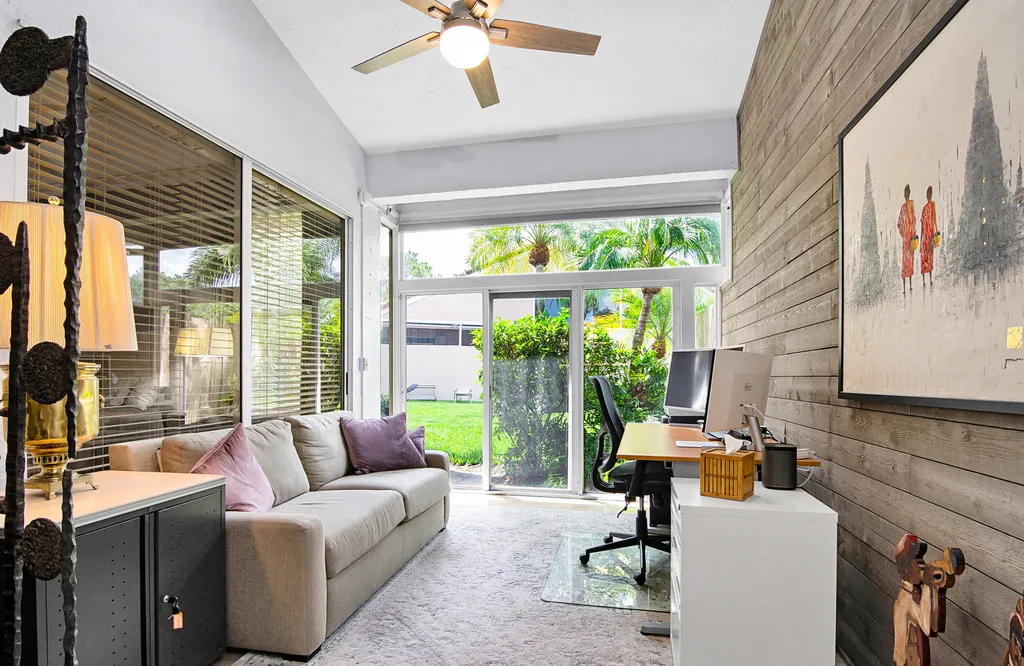 2102 Mahogany Place Palm Beach Gardens FL 33418