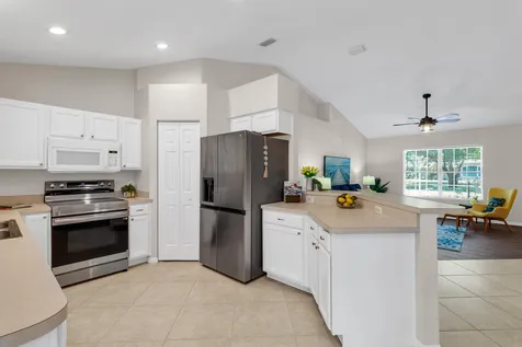 2735 47th Avenue Vero Beach FL 32966