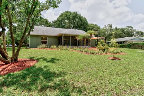 2735 47th Avenue Vero Beach FL 32966