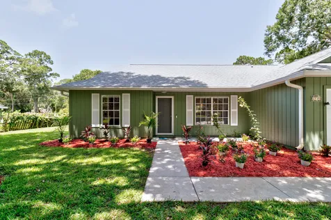 2735 47th Avenue Vero Beach FL 32966