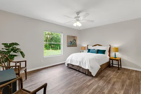 2735 47th Avenue Vero Beach FL 32966