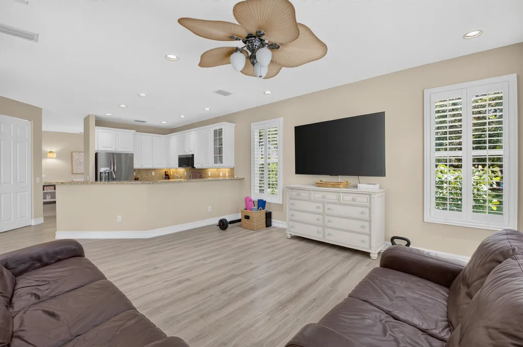 8790 Morgan Landing Way Boynton Beach FL 33473