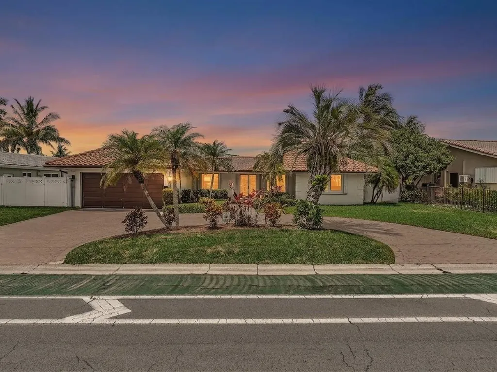 2800 NE 55th Street Fort Lauderdale FL 33308