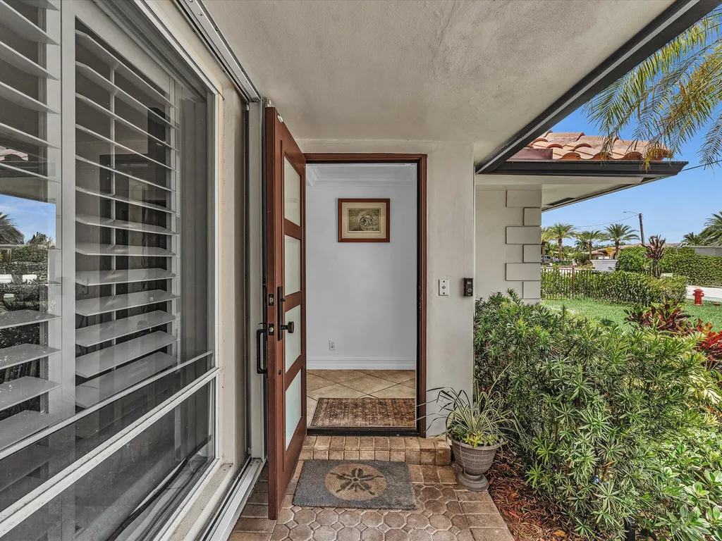 2800 NE 55th Street Fort Lauderdale FL 33308