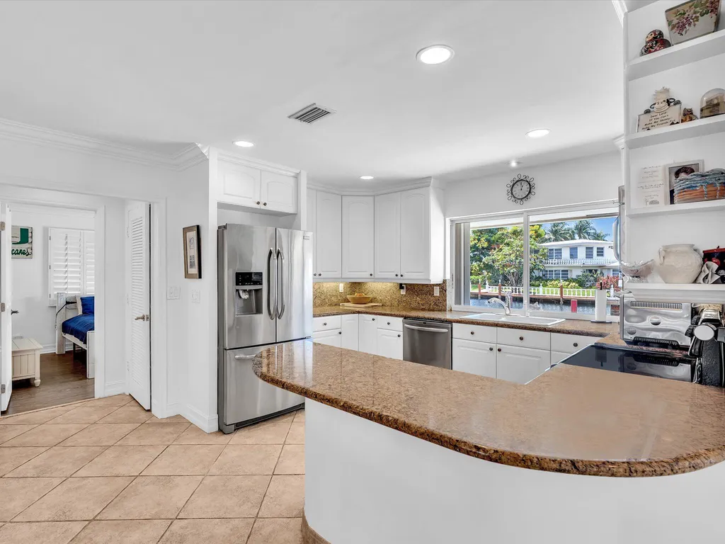 2800 NE 55th Street Fort Lauderdale FL 33308