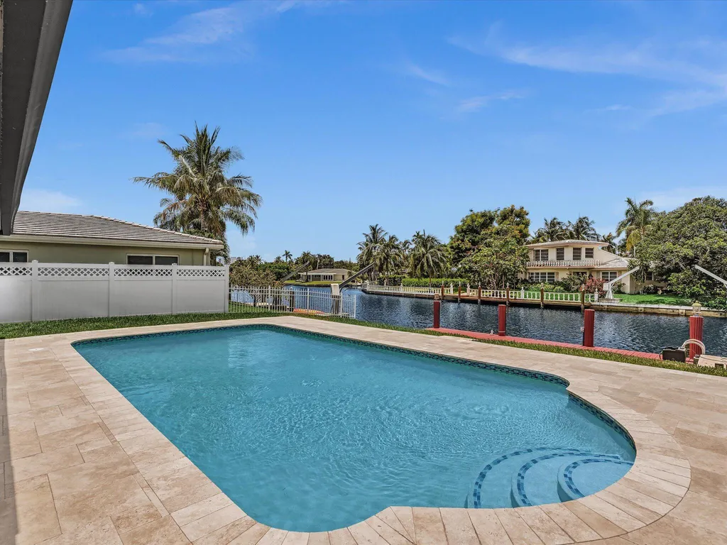 2800 NE 55th Street Fort Lauderdale FL 33308