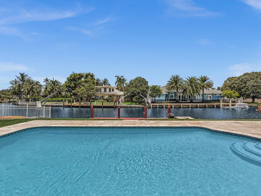 2800 NE 55th Street Fort Lauderdale FL 33308