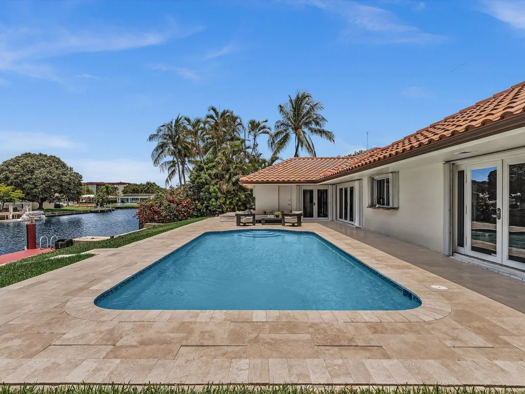 2800 NE 55th Street Fort Lauderdale FL 33308