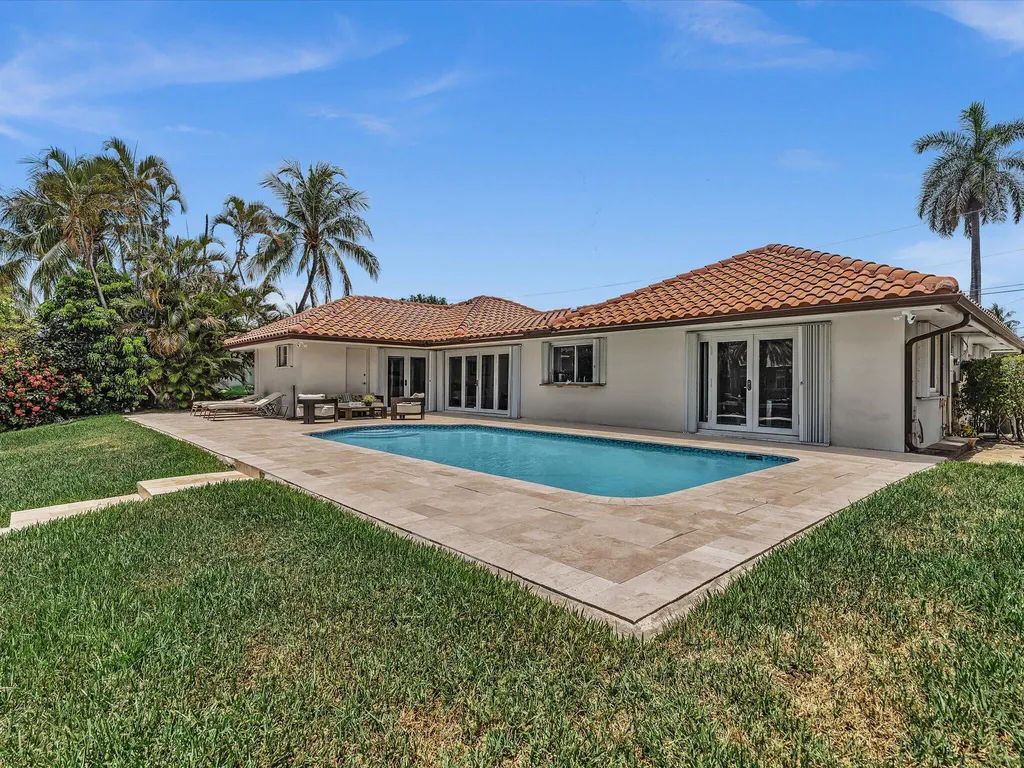 2800 NE 55th Street Fort Lauderdale FL 33308