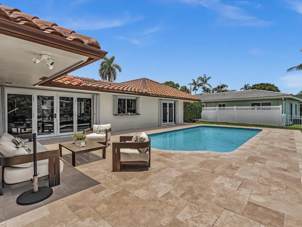 2800 NE 55th Street Fort Lauderdale FL 33308