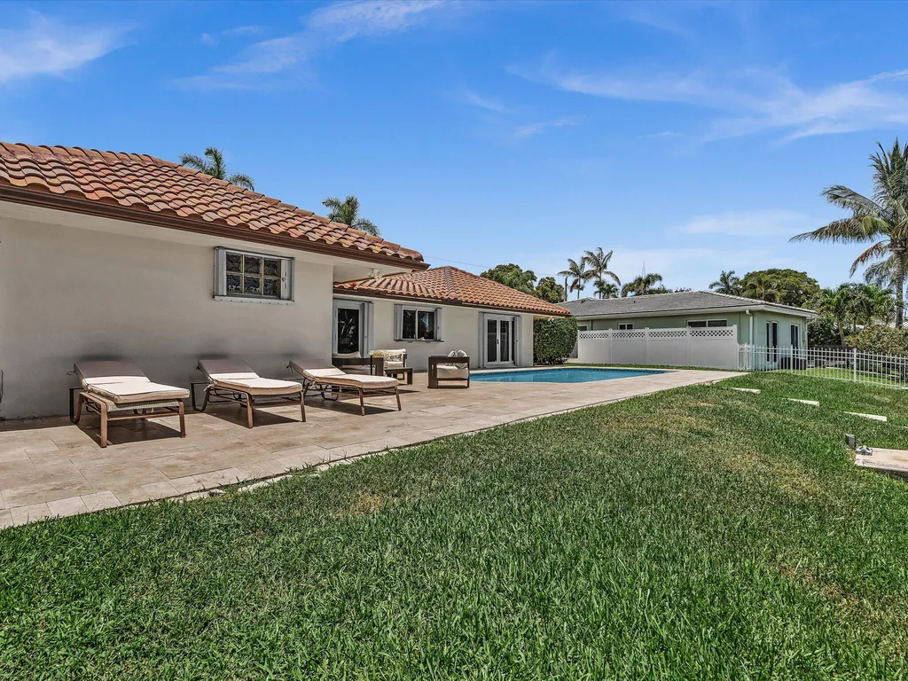 2800 NE 55th Street Fort Lauderdale FL 33308