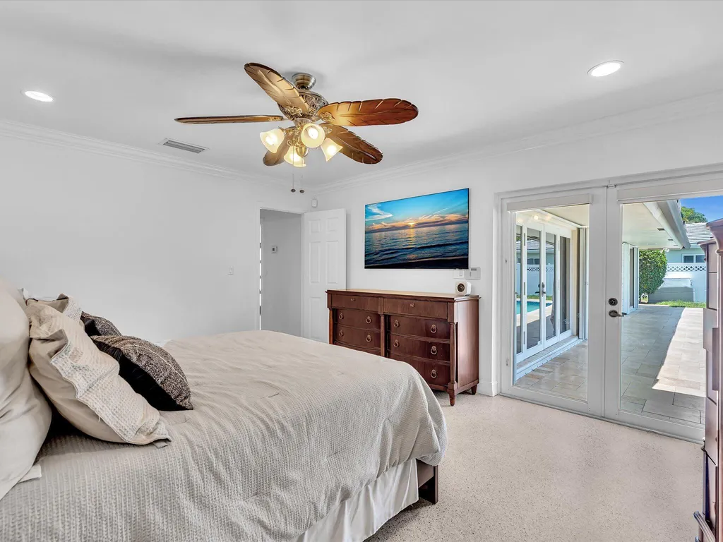2800 NE 55th Street Fort Lauderdale FL 33308