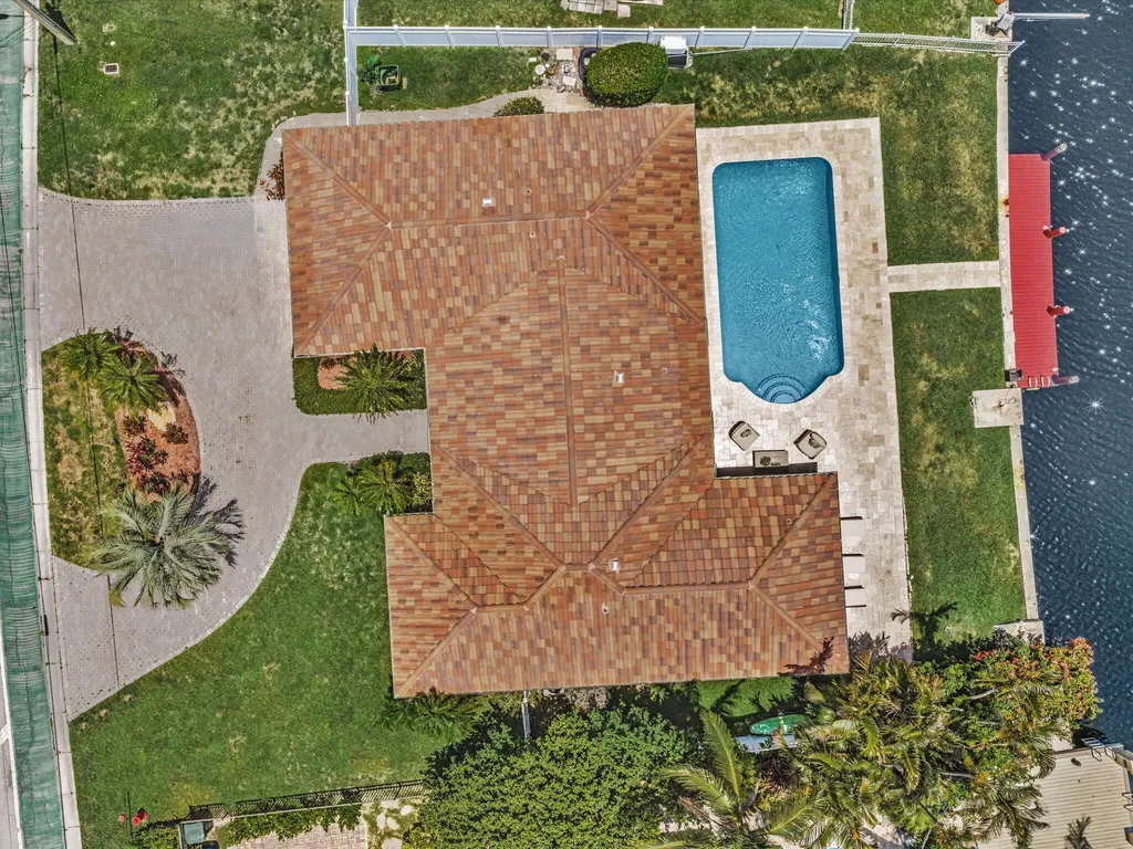 2800 NE 55th Street Fort Lauderdale FL 33308