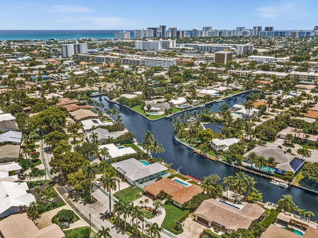 2800 NE 55th Street Fort Lauderdale FL 33308