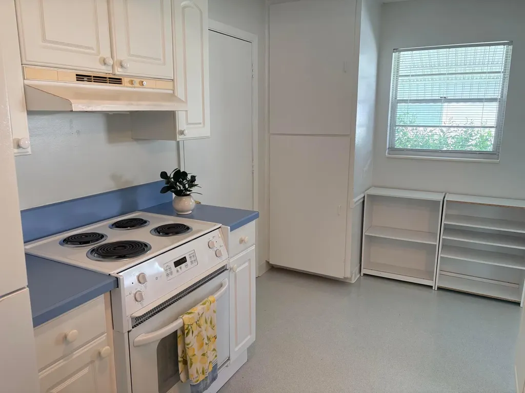 2193 SW Congress Boulevard Boynton Beach FL 33426