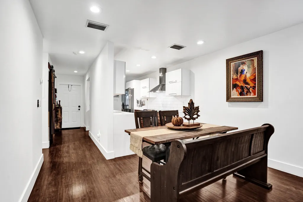 9561 NW 2nd Place Coral Springs FL 33071