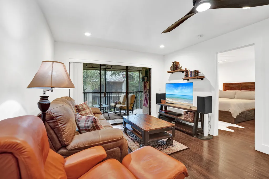 9561 NW 2nd Place Coral Springs FL 33071