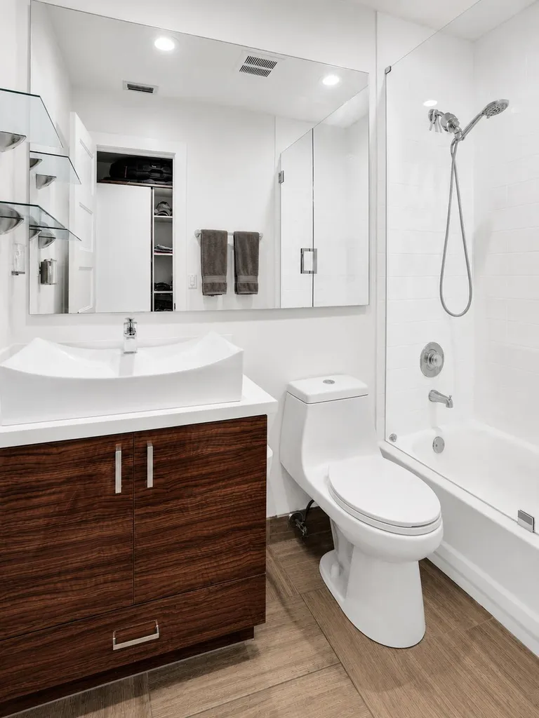 9561 NW 2nd Place Coral Springs FL 33071