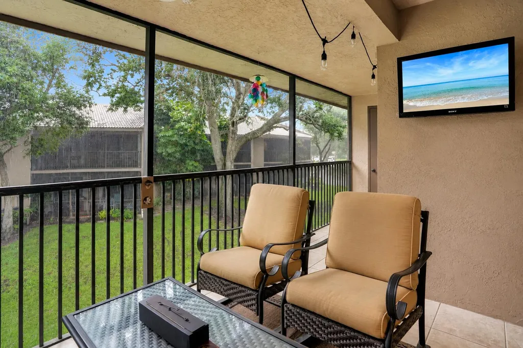 9561 NW 2nd Place Coral Springs FL 33071