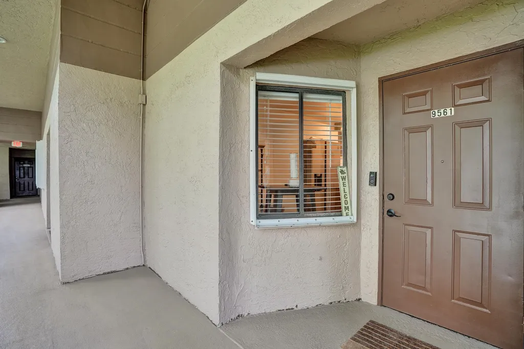 9561 NW 2nd Place Coral Springs FL 33071