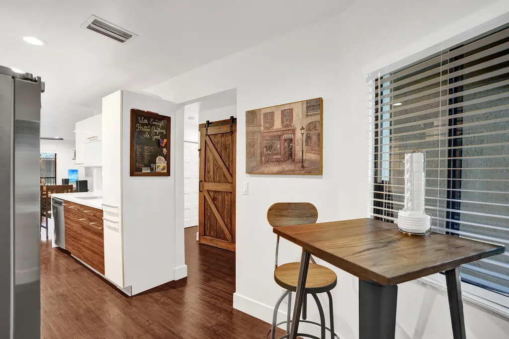 9561 NW 2nd Place Coral Springs FL 33071