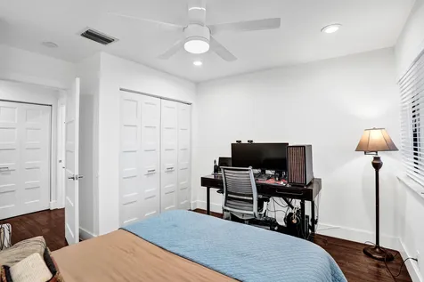 9561 NW 2nd Place Coral Springs FL 33071