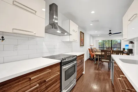 9561 NW 2nd Place Coral Springs FL 33071