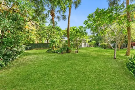 330 NW 32nd Court Oakland Park FL 33309